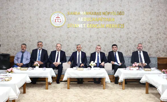 Vali Ünlüer Ve Başkan Görgel Ayser Çalık Aileleriyle Buluştu