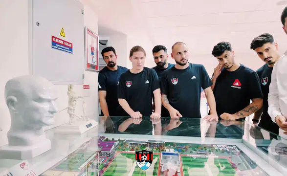 Vanspor Altınordu Tesisleri’ne Yerleşti! Kulüpten Vali Ozan Balcı’ya Teşekkür