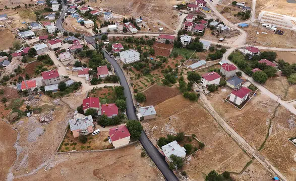 Nurhak’ta Eskiköy-Hüyük Grup Yolu Yenileniyor