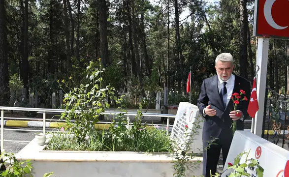 Başkan Görgel 30 Ağustos’ta Kahramanları Andı