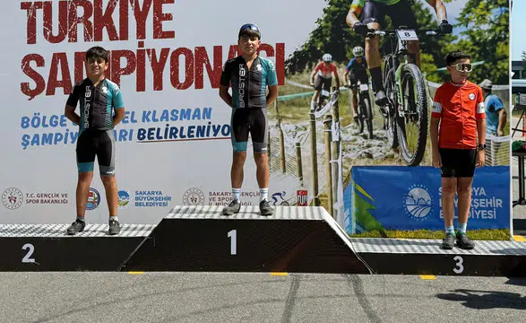Kahramanmaraşlı Bisikletçiler Sakarya’dan Dereceyle Döndü