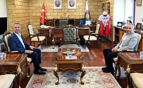 Karatutlu’dan Rektör Okumuş’a KSÜ Ziyareti