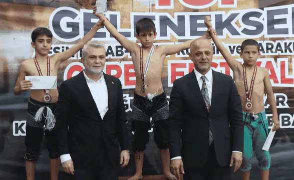 Fırat Görgel'den karakucak güreşleri mesajı