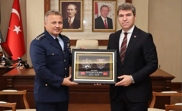 Tuğgeneralliğe terfi etmişti... Türkiye'nin ilk astronotu Amasya'da görevine başladı