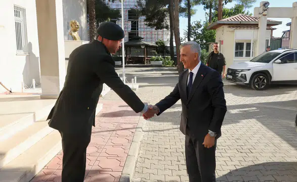 Vali Ünlüer’den Askerlik Şubesi Başkanı Gündoğdu’ya Ziyaret