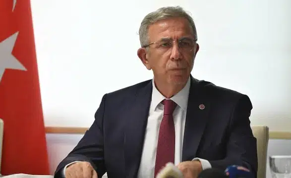 Mansur Yavaş'tan CHP Ayrılığı Sonrası İlk Açıklama: "Ayrılma Niyetim Yoktu"