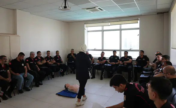 Kahramanmaraş İtfaiyesine İlk Yardım Eğitimi
