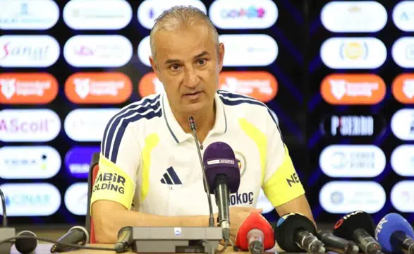 Fenerbahçe Gaziantep İle Berabere Kaldı, İsmail Kartal Hakemi İşaret Etti