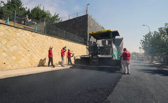 Kâtip Çelebi Caddesi’nde Asfalt Yenilemesi