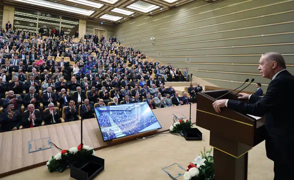 Cumhurbaşkanı Erdoğan'dan muhtarlara: Nifak duvarları örmeye çalışanlara karşı teyakkuzdayız