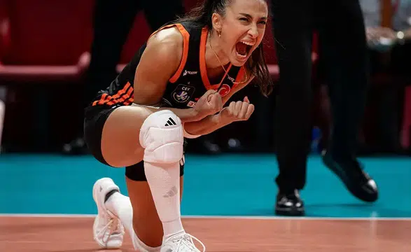 Fenerbahçe Medicana, Eczacıbaşı Karşısında Geri Döndü: 3-1