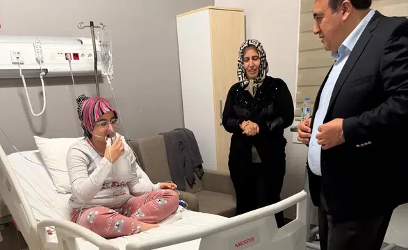 AK Parti Kahramanmaraş’tan Hastanedeki Öğrencilere Ziyaret