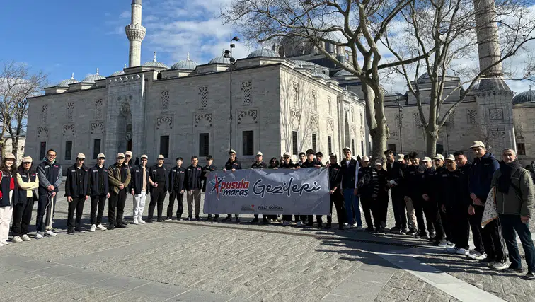 Çete Destanı turnuvasını kazanan 40 genç İstanbul gezisine çıktı