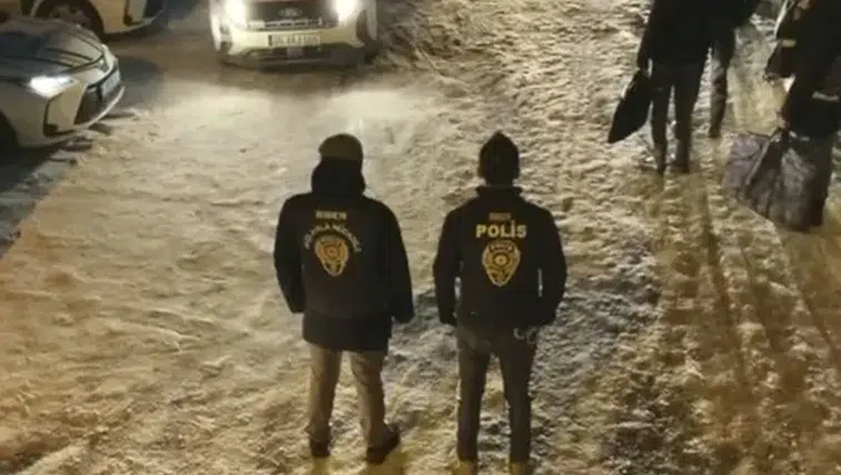 Ağrı merkezli 9 ilde yasa dışı bahise 67 gözaltı