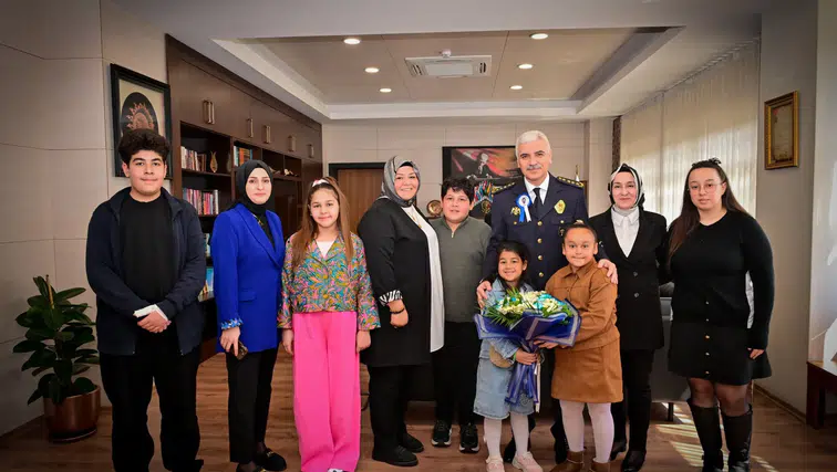 Şehit Ailelerinden Polis Haftasında Anlamlı Ziyaret