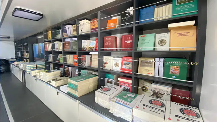 Tarihi Sevdirmek İçin Yola Çıktılar: O Tır Herkesi Şaşırttı