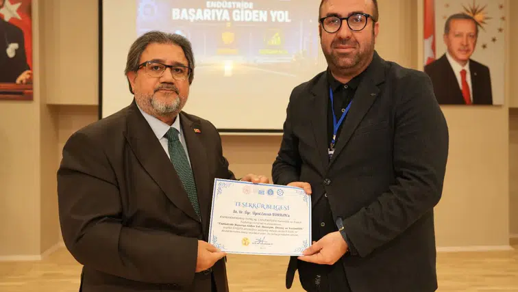 KİÜ’de Endüstri ve Başarı Konferansı Düzenlendi