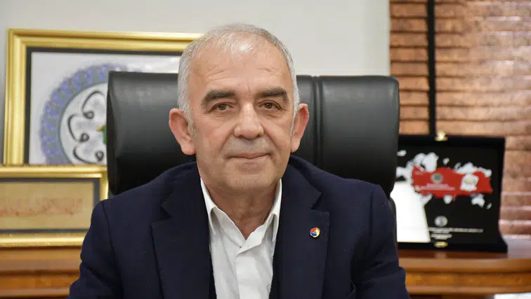 Mustafa Narlı’dan Babalar Günü’nde Anlamlı Mesaj