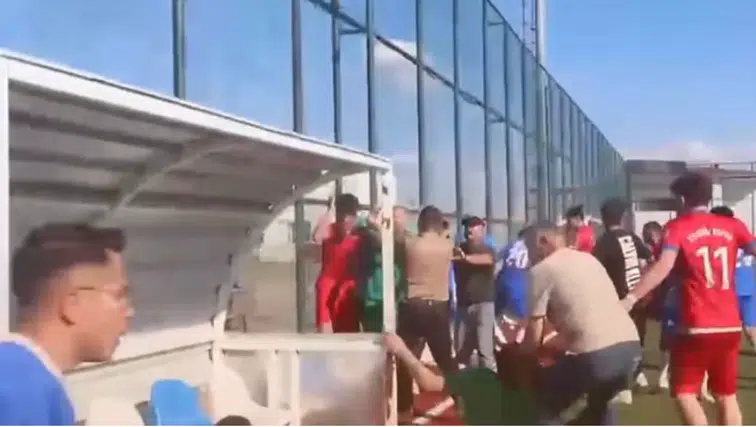 Türkoğlu’nda maç sonrası kavga çıktı