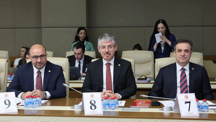 İçişleri Komisyonu Kızılay Kanun Teklifi İçin Toplandı