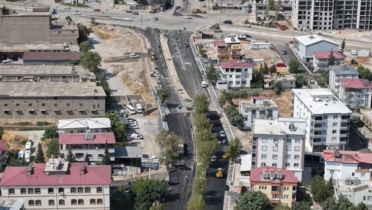 Kahramanmaraş’ta 26 Milyonluk Yatırım ile Lütfi Köker Bulvarı Yenileniyor