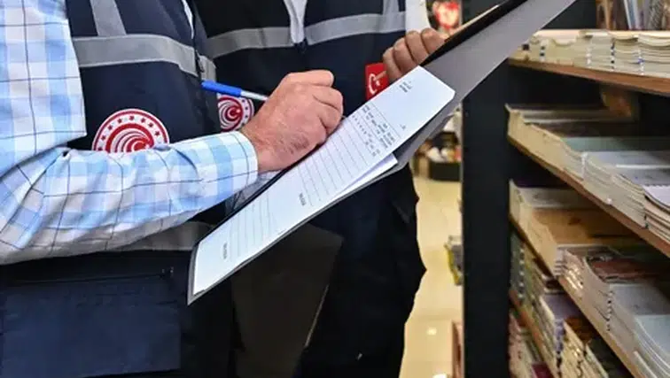 Bakan Bolat: Denetimleri yoğunlaştırdık... Kırtasiye denetimlerde 182,6 milyon liralık ceza