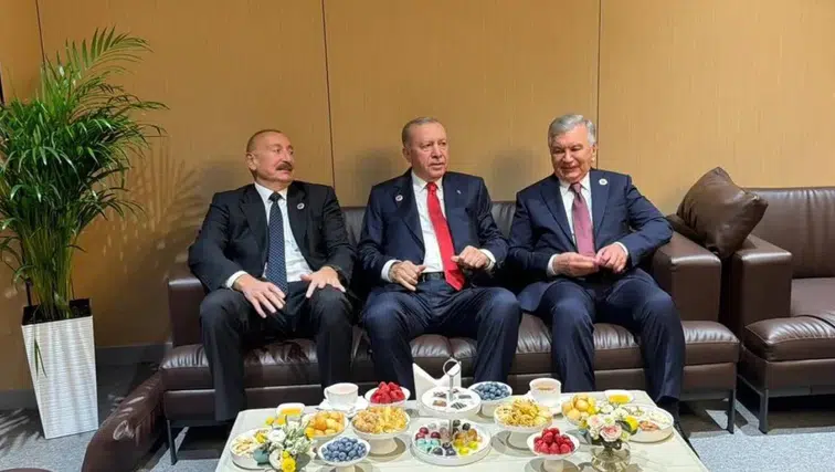 Erdoğan, Aliyev ve Mirziyoyev ile Bişkek’te Görüştü