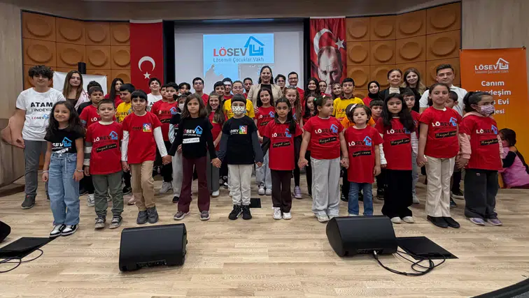 LÖSEV Canım Kardeşim Ders Evi'nde yeni dönem başladı