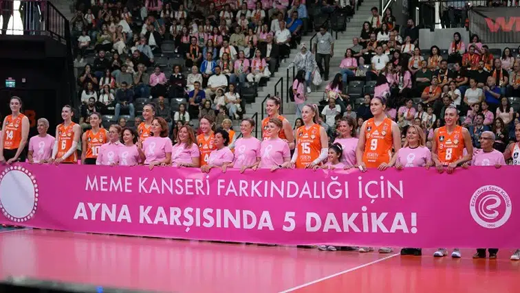 Eczacıbaşı Ve Memorial’dan Meme Kanseri İçin Pembe Tribün