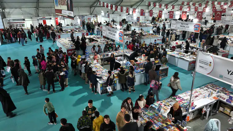 Kahramanmaraş'ta 11. Uluslararası Kitap Fuarı Kapılarını Açıyor, Edebiyat Severler Buluşacak!