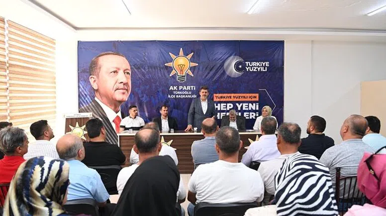 Debgici ve Görgel, Türkoğlu’nda partililerle bir araya geldi