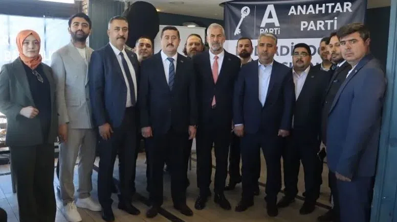 Yeni Bir Siyasi Nefes: Anahtar Parti Dulkadiroğlu’nda