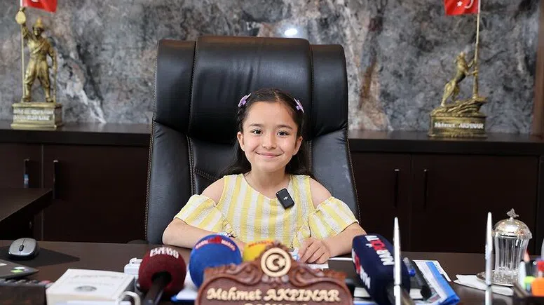 Dulkadiroğlu’nda Başkanlık Makamı Merve Nida Sarp’a Emanet