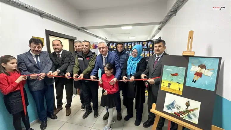 Depremin İzleri Silindi, Kapılar Yeniden Açıldı