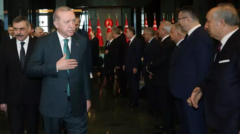 Erdoğan’dan Valilere Sosyal Medya Uyarısı