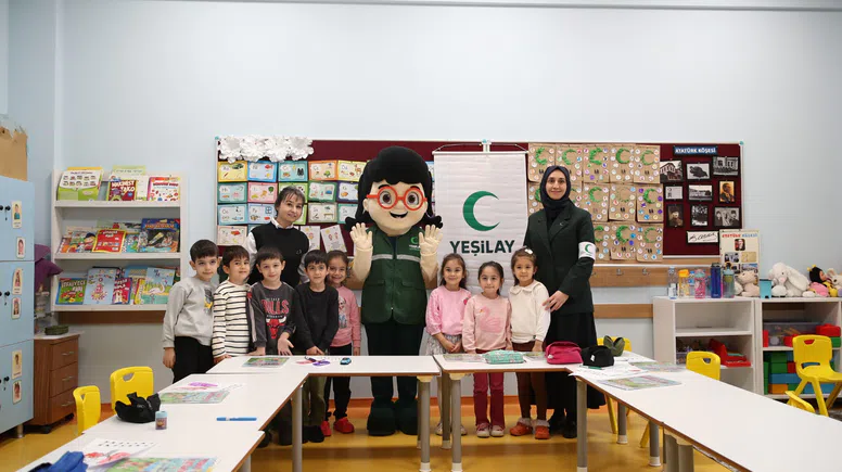 Bağımsız Gelecek İçin İlk Ders Zili Çaldı