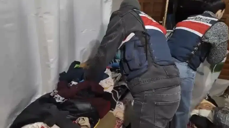 Terörle Operasyonlarda Aranan 3 Şüpheli Yakalandı