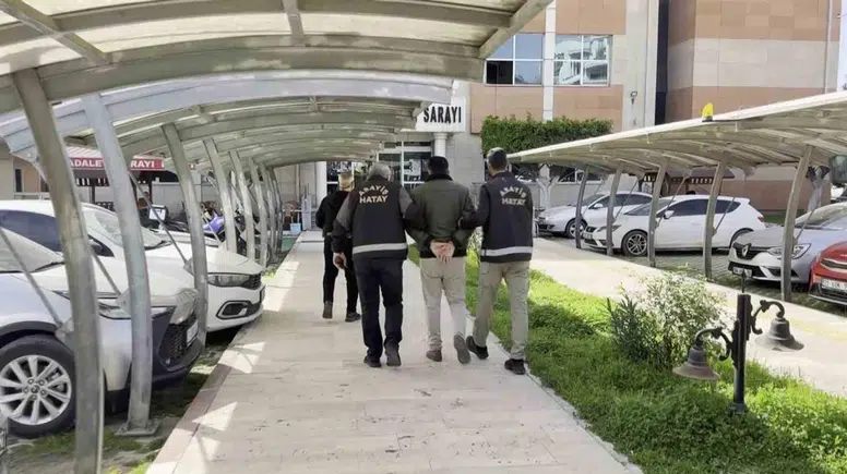 Altınları İçin Saldırıya Uğrayan Yaşlı Kadın Yoğun Bakımda