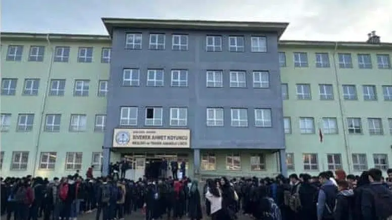 Siverek'te Eğitime Dört Gün Ara Verildi, MEB'den Açıklama Geldi!