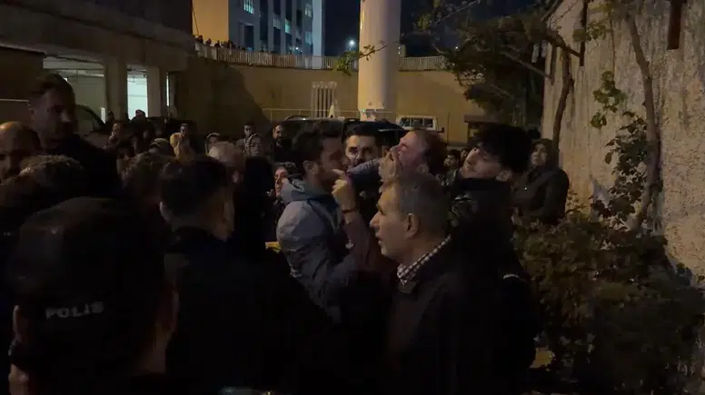 Kahramanmaraş’ta Hastane Önünde Gerilim