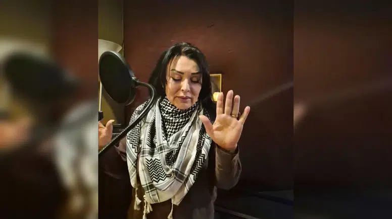 İnsan Ektik Tarlalara Deprem Acısını Anlatıyor