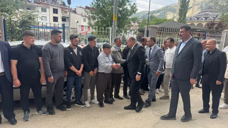 Milletvekili Şahin’den Çağlayancerit’e Bayram Ziyareti