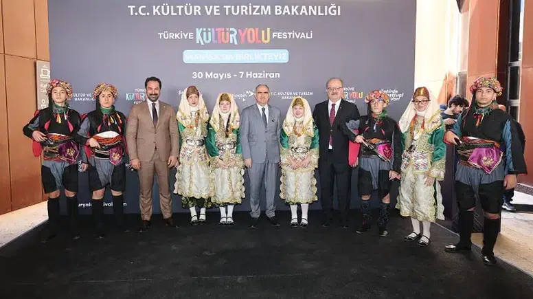 Manisa Kültür Yolu Festivali Başladı