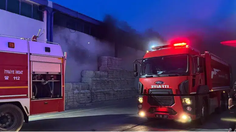 Kahramanmaraş’ta Tekstil Fabrikasında Yangın