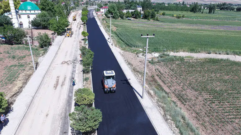 Elbistan'da Asfalt Çalışmaları Başladı