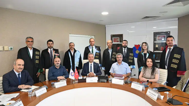 KSÜ’de 16 Akademisyene Yeni Kadro