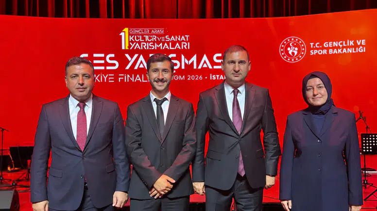 Kahramanmaraşlı gençten ses yarışmasında ikincilik