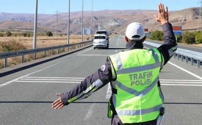 Kahramanmaraş’ta Trafik Denetimlerinde 2.844 Sürücüye Ceza Kesildi