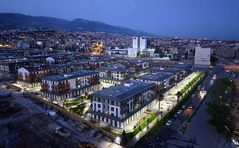 Depremin Merkezinde 66 Ofis İçin Kura Heyecanı