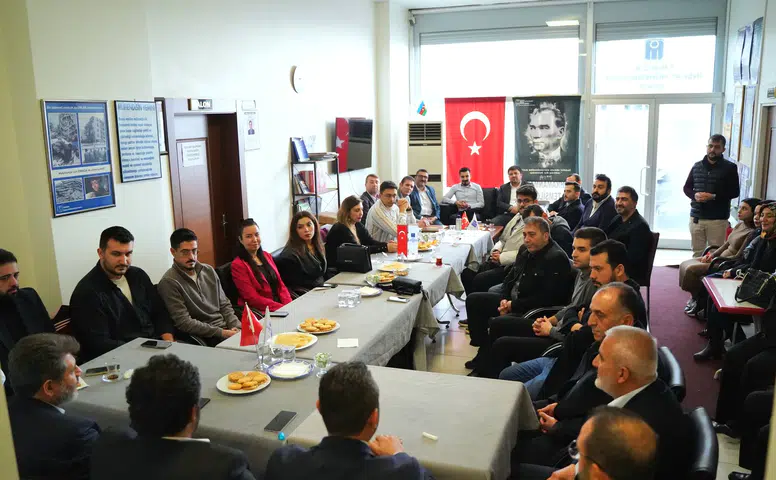 Vekil Debgici mühendislerle şehrin yeniden inşasını masaya yatırdı